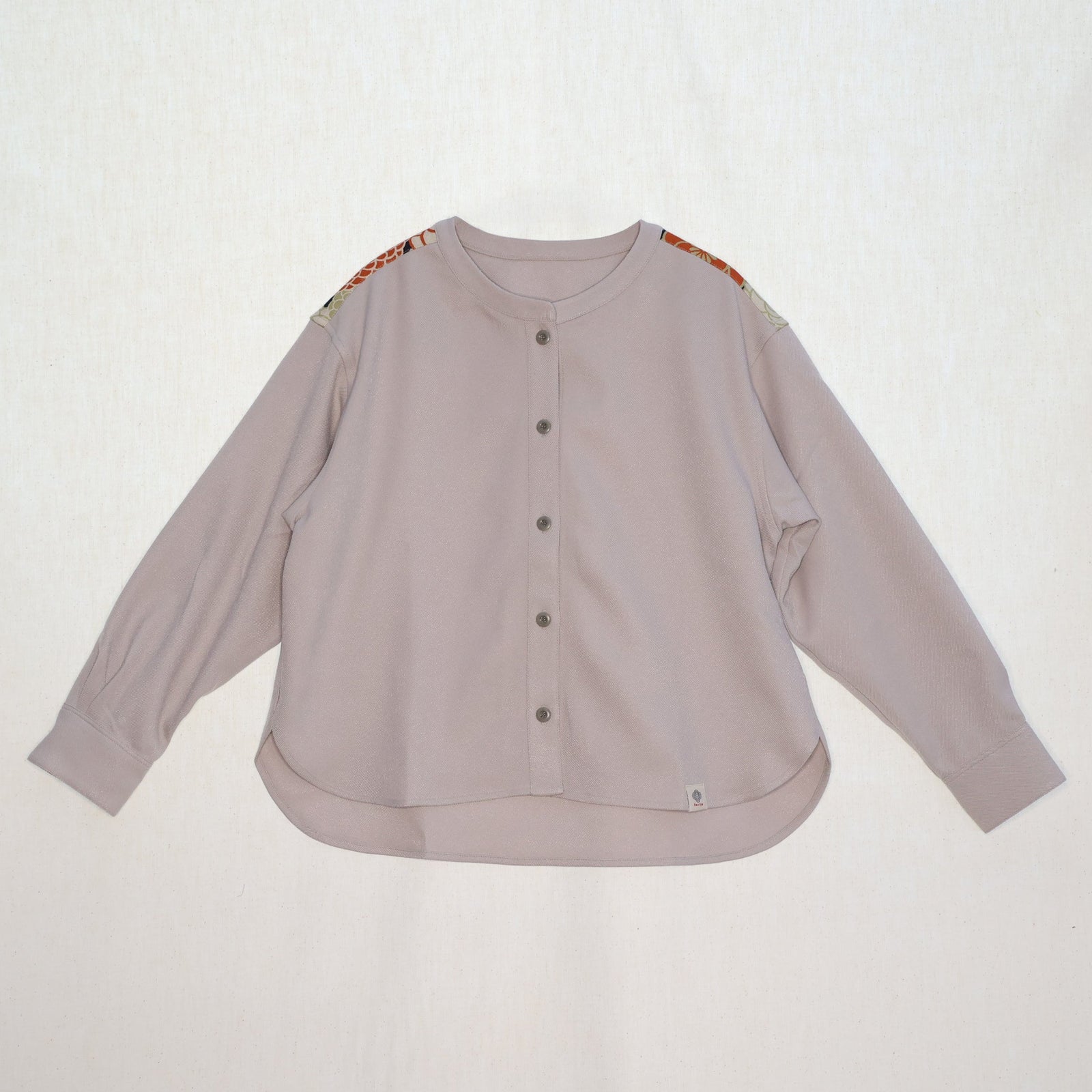 ノーカラーシャツ – ほにや