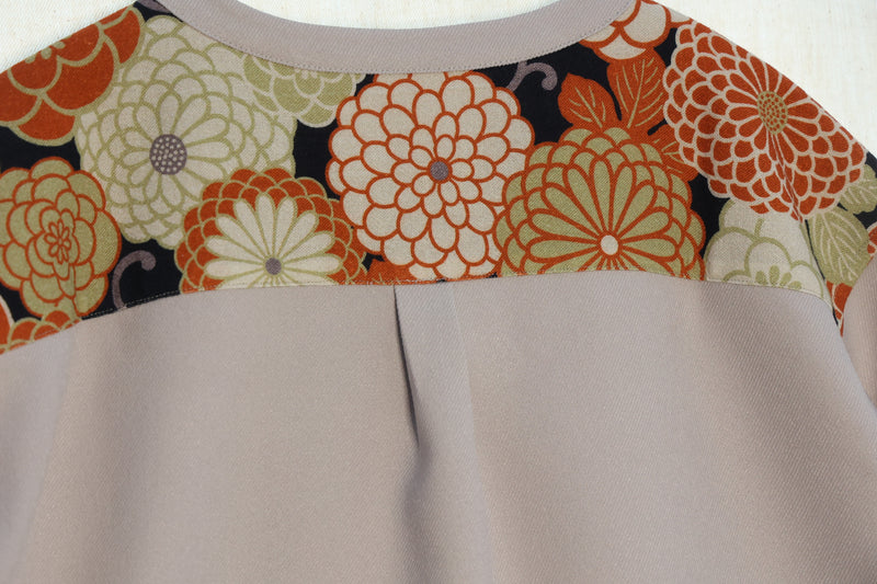 ノーカラーシャツ